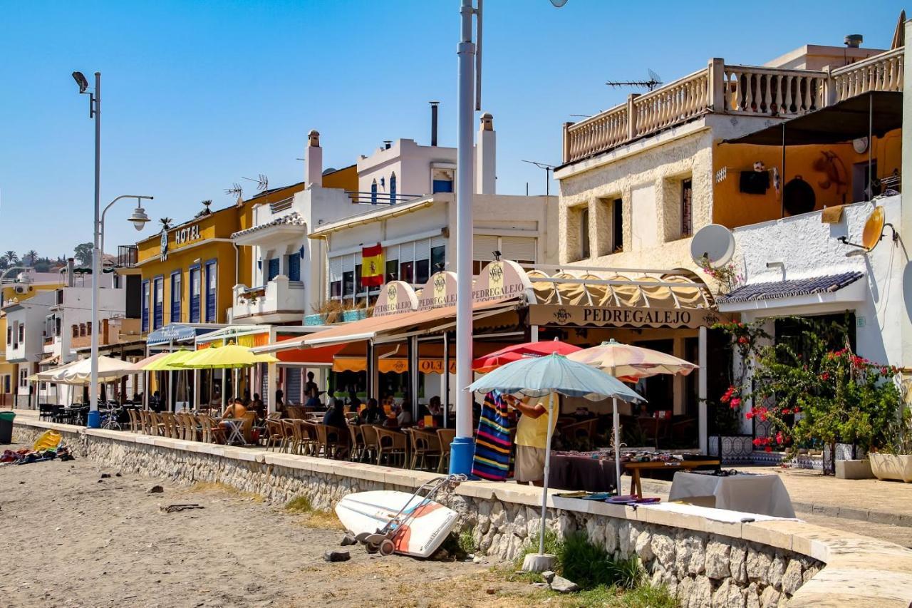 Colourful Fisher House Pulpito In El Palo! - Tcm Malaga Ngoại thất bức ảnh